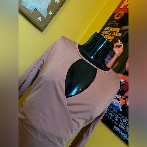 Women’s Dynamite Longsleeve Dress ( XS ) - Picture 2 of 4